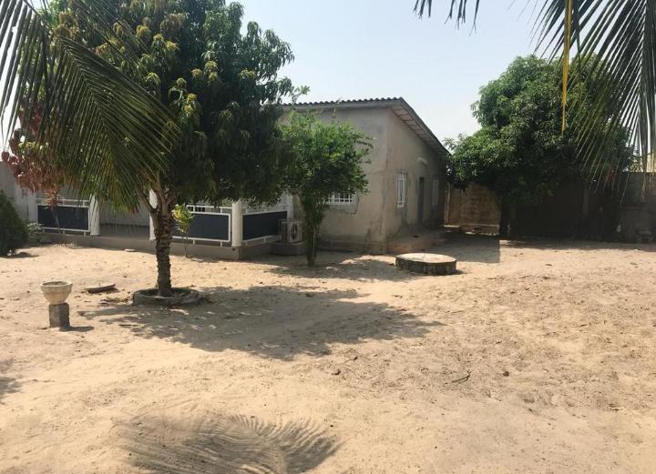 Maison 3 chambres à vendre à Togokomé, côté lac – 30 millions FCFA