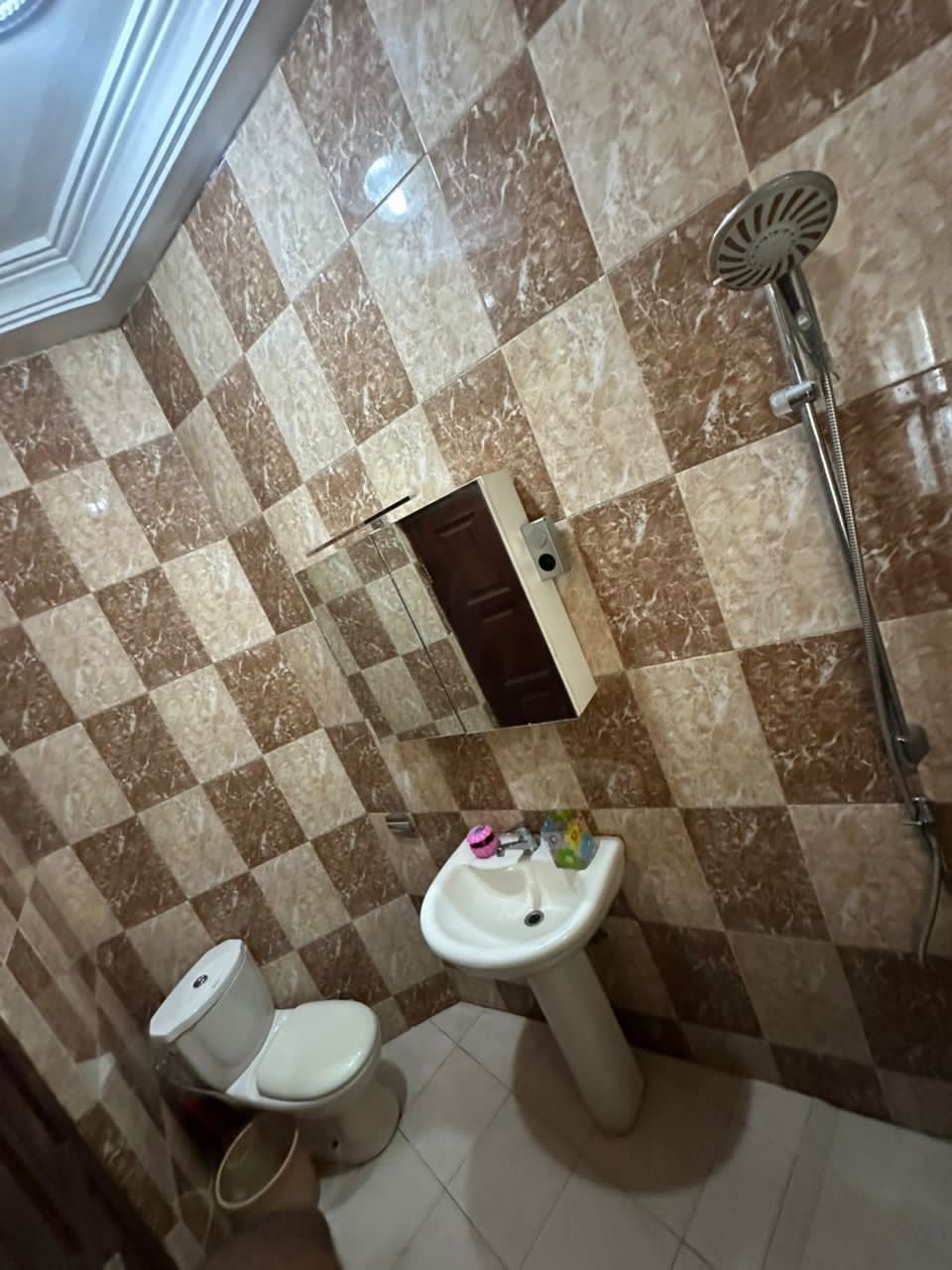 Villa meublée à Adidogome – 600000 FCFA