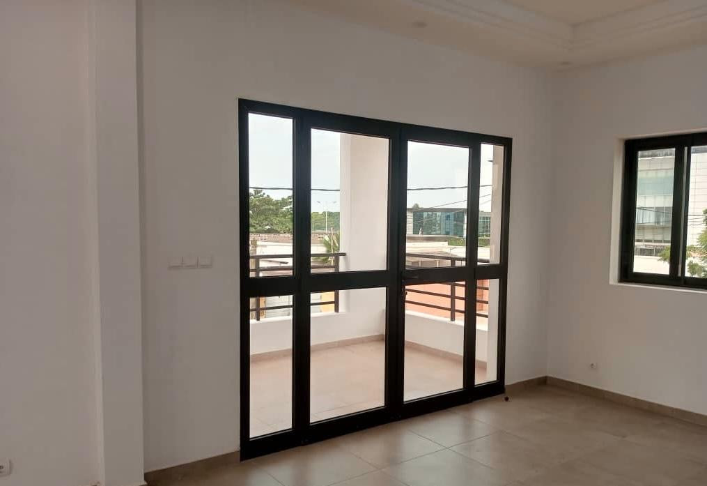 UNE VILLA 9 PIÈCES À LOUER À  LOMÉ - ABLOGAMÉ