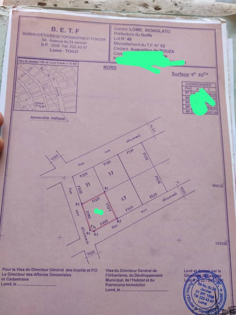 Terrain de 582 m² en vente à 100m du Boulevard du 13 Janvier – 130 millions FCFA