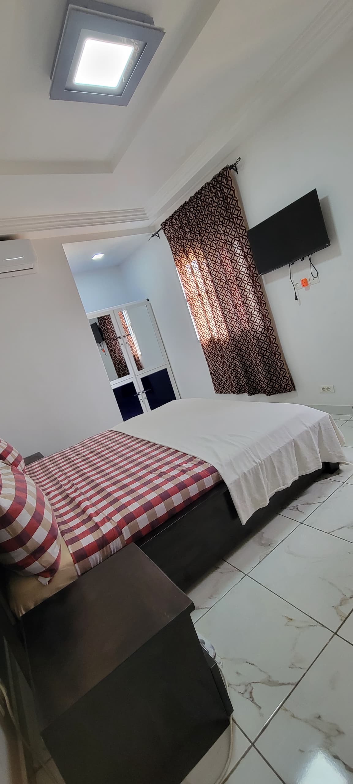 Appartement 1 chambre à louer meublé à Avepozo – 250 000 FCFA