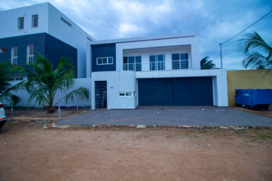 Villa duplex 5 chambres à louer à Agbalépédo – 1 500 000 FCFA