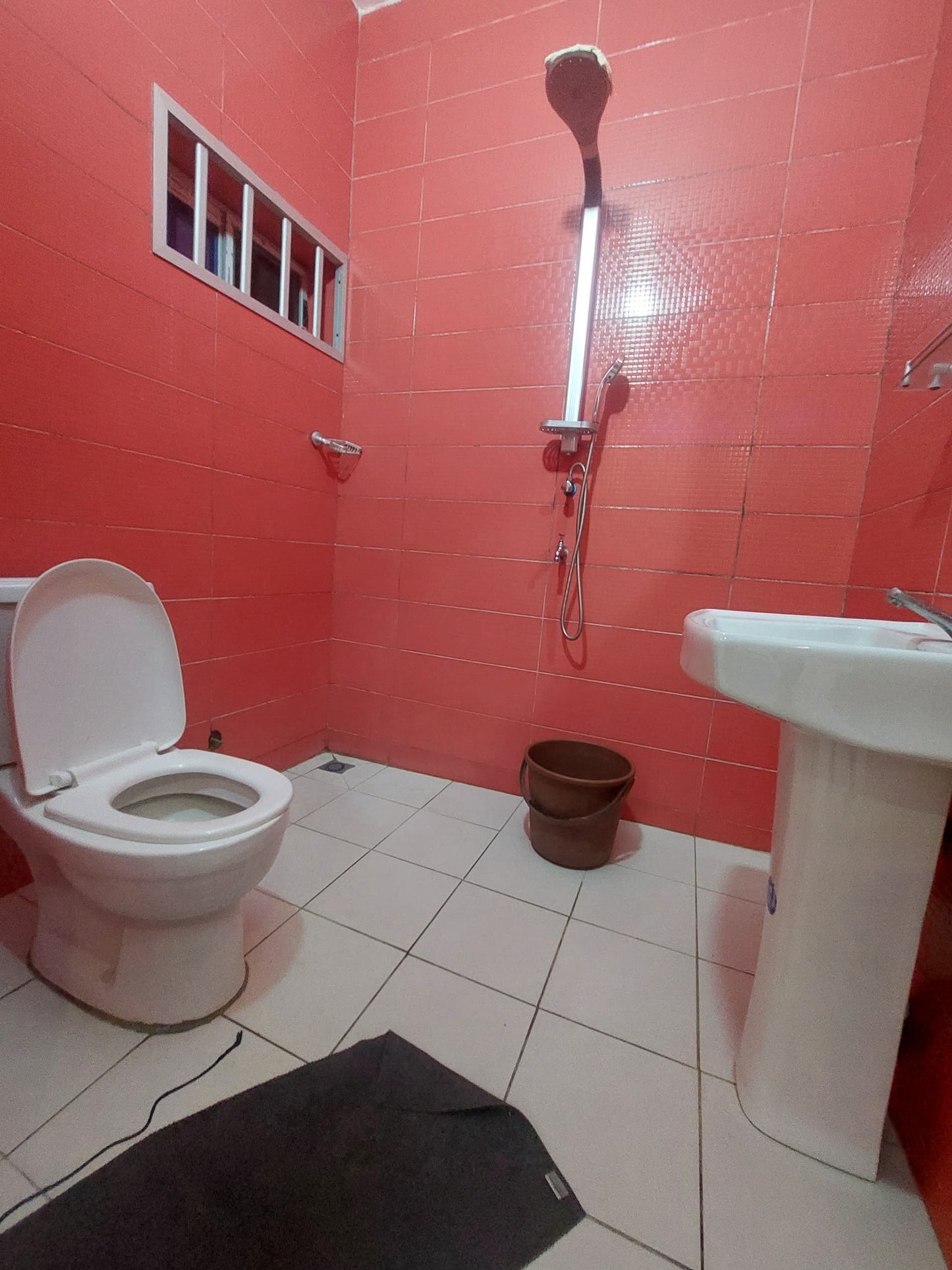 Villa 2 chambres meublée à louer à Avepozo – 300 mille FCFA