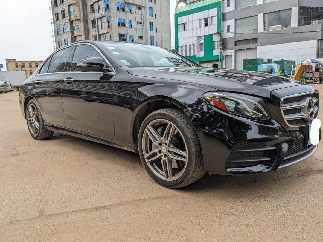 🚗 MERCEDES BENZ E 300 4MATIC 🚗