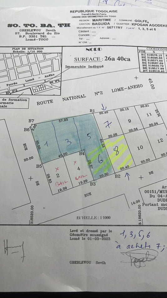 À VENDRE – 6 LOTS COMMERCIAUX EN BORDURE DE GOUDRON | AVÉPOZO | 550 MILLIONS F CFA