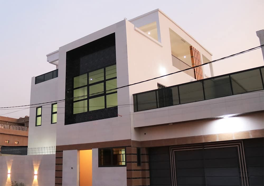 Villa 5 chambres de 448 m² en vente à Casablanca – 240 millions FCFA