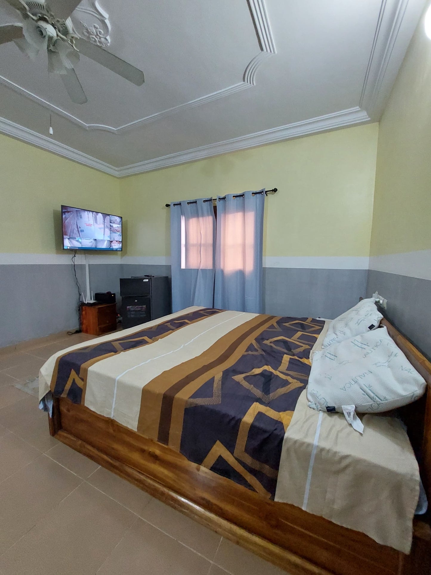 Appartement meublé 3 chambres à louer à Avepozo – 300000 FCFA