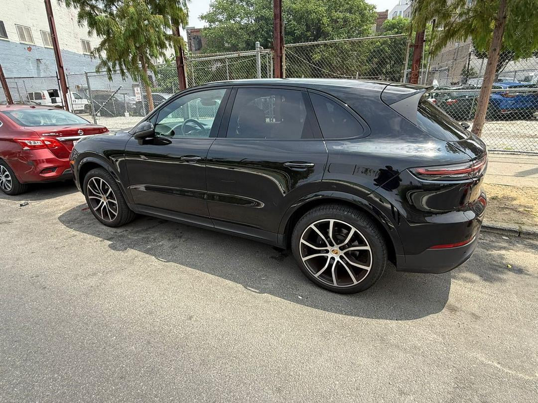 Porsche Cayenne 2023