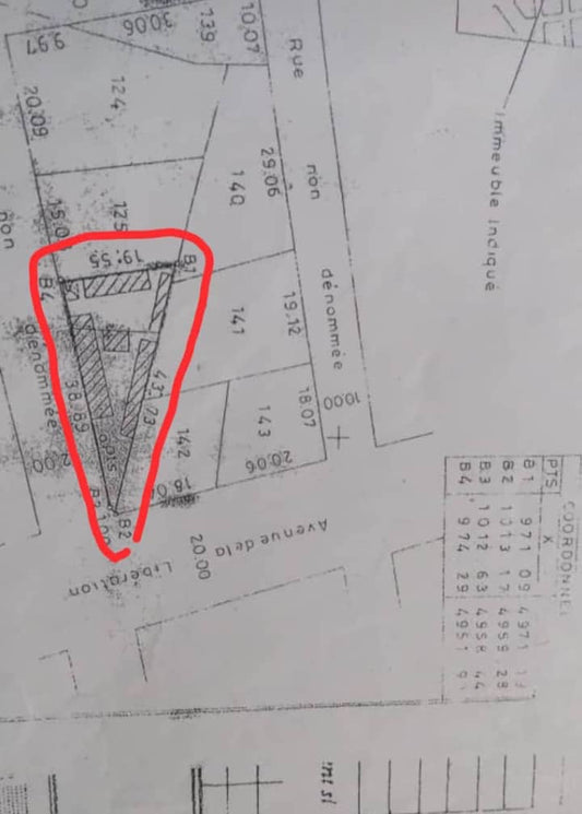 TERRAIN À VENDRE À TOKOIN RAMCO AU BORD DU GOUDRON - 3/4 DE LOT