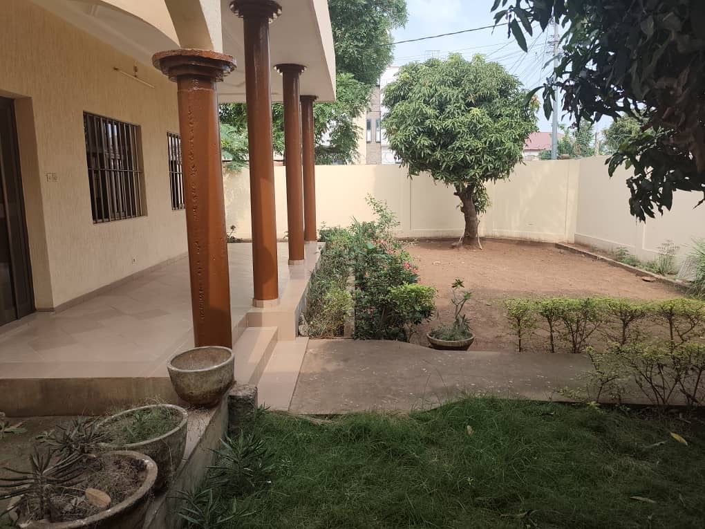 Villa 3 chambres en vente à Agoè Koshigan – 75 millions FCFA