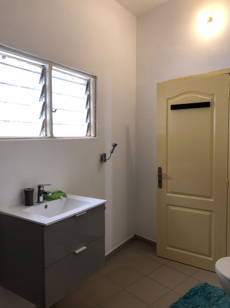 VILLA 4 PIÈCES À VENDRE À ADIDOGOMÉ AWATAMÉ