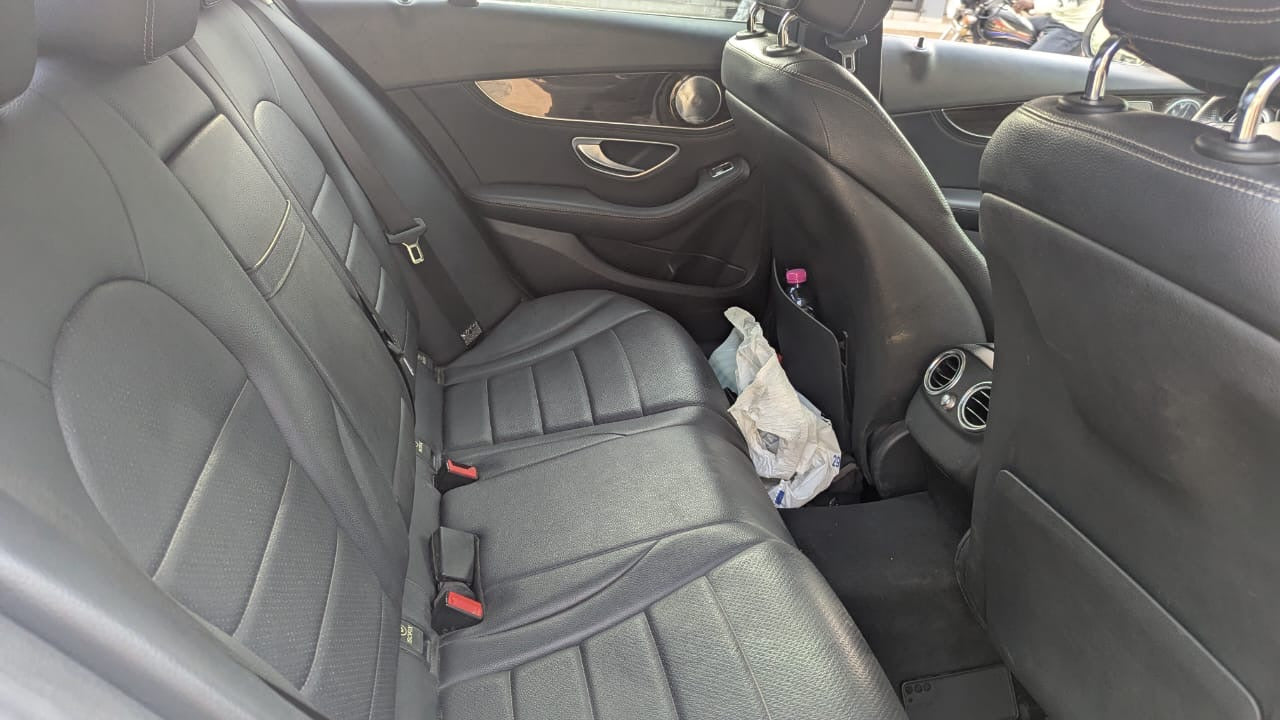 MERCEDES BENZ C300 2015