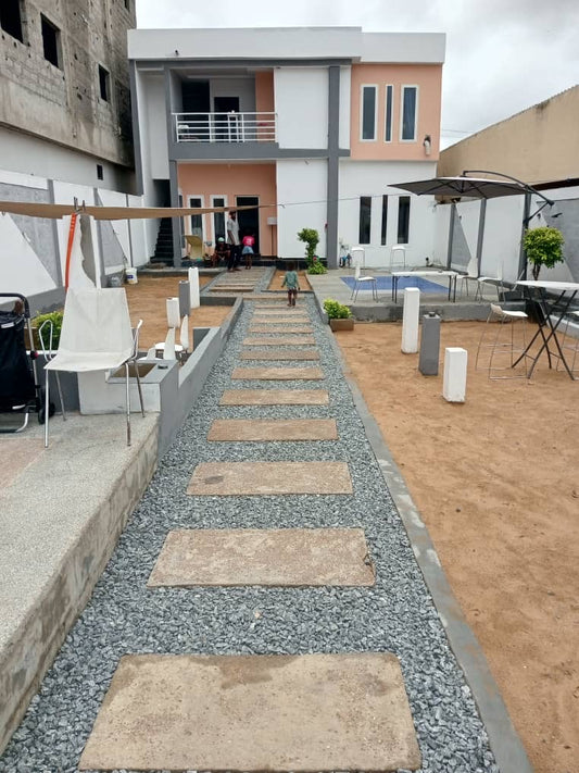 TOGOKOMÉ – MAISON DE 4 PIÈCES À VENDRE CÔTÉ PLAGE