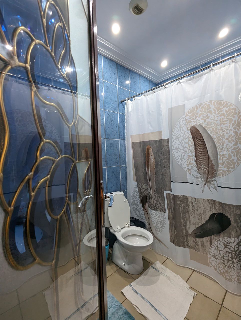 À LOUER : MAISON DE 12 CHAMBRES AVEC PISCINE À DJIDJOLÉ – 2.500.000F/MOIS