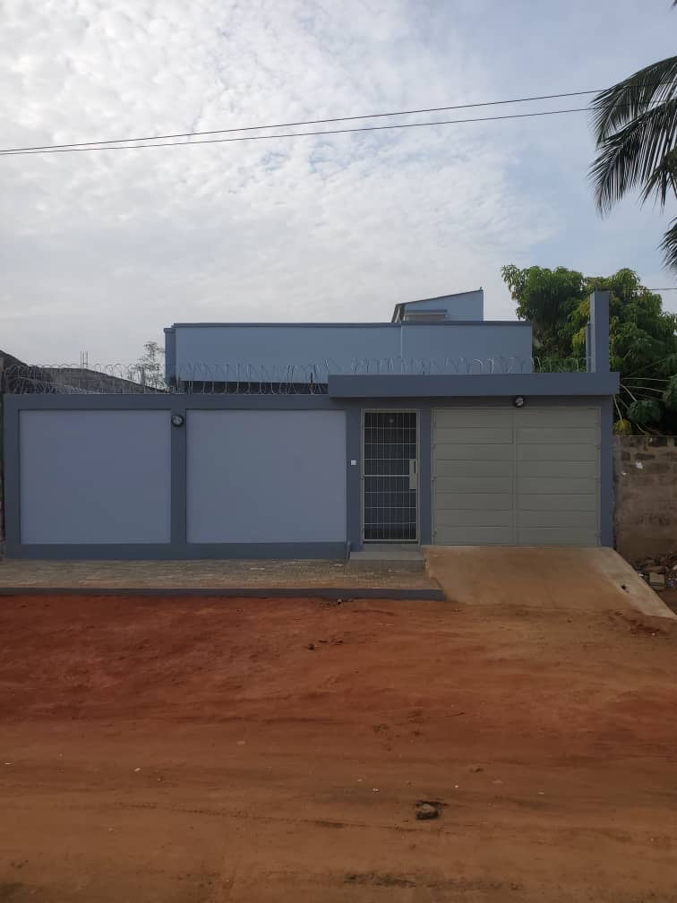 LOMÉ – ADIDOGOMÉ SAGBADO – VILLA 4 PIÈCES À VENDRE