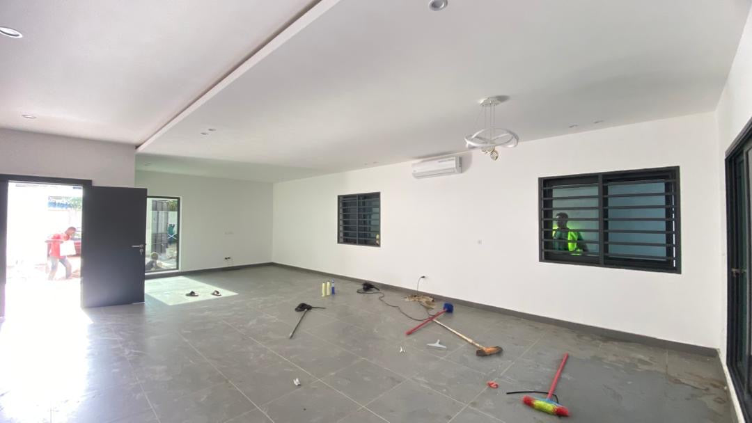 Villa duplex à louer à Tokoin – 1 100 000 FCFA