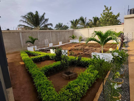 VILLA 5 PIÈCES À VENDRE À ADIDOGOMÉ AKATO – 750 m² | TITRE FONCIER