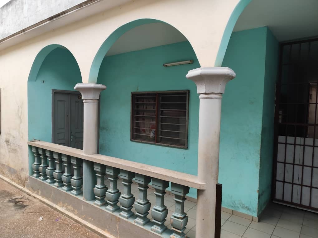 Maison à vendre à Adidogome – 90 Millions FCFA