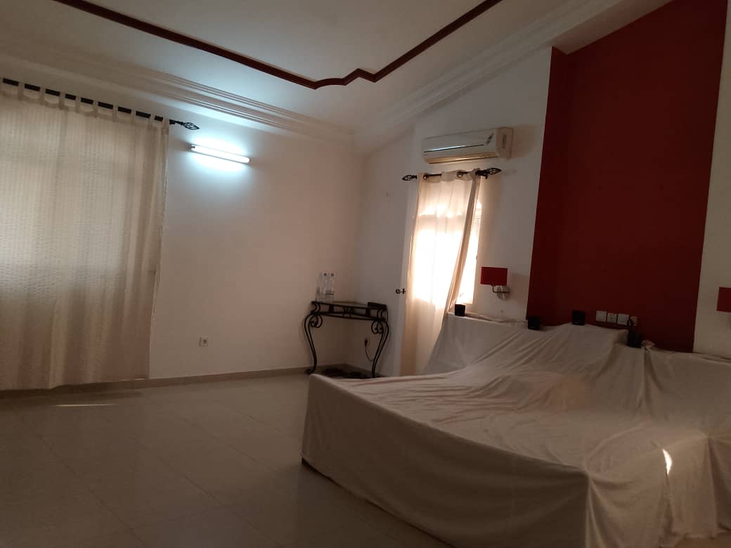 VILLA 4 PIÈCES À VENDRE À ADIDOGOMÉ SAGBADO – 600 m² | TITRE FONCIER