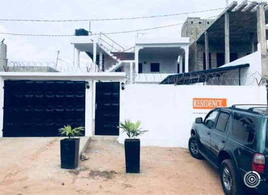 RÉSIDENCE À VENDRE À  LOMÉ - ZANGUÉRA MACO – 4 APPARTEMENTS