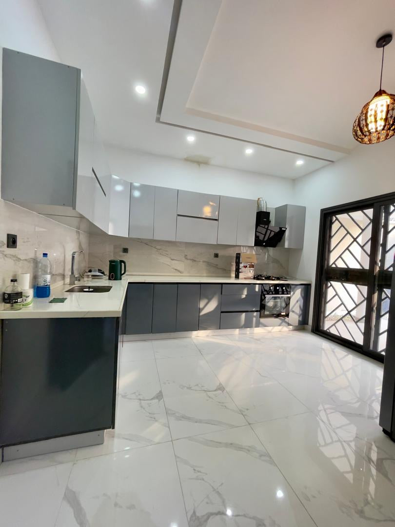 Villa meublée à louer à Tokoin – 1.500.000 FCFA