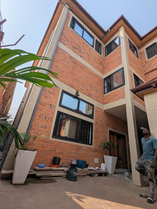 Villa à louer à Nyekonakpoè – 600000 FCFA par mois