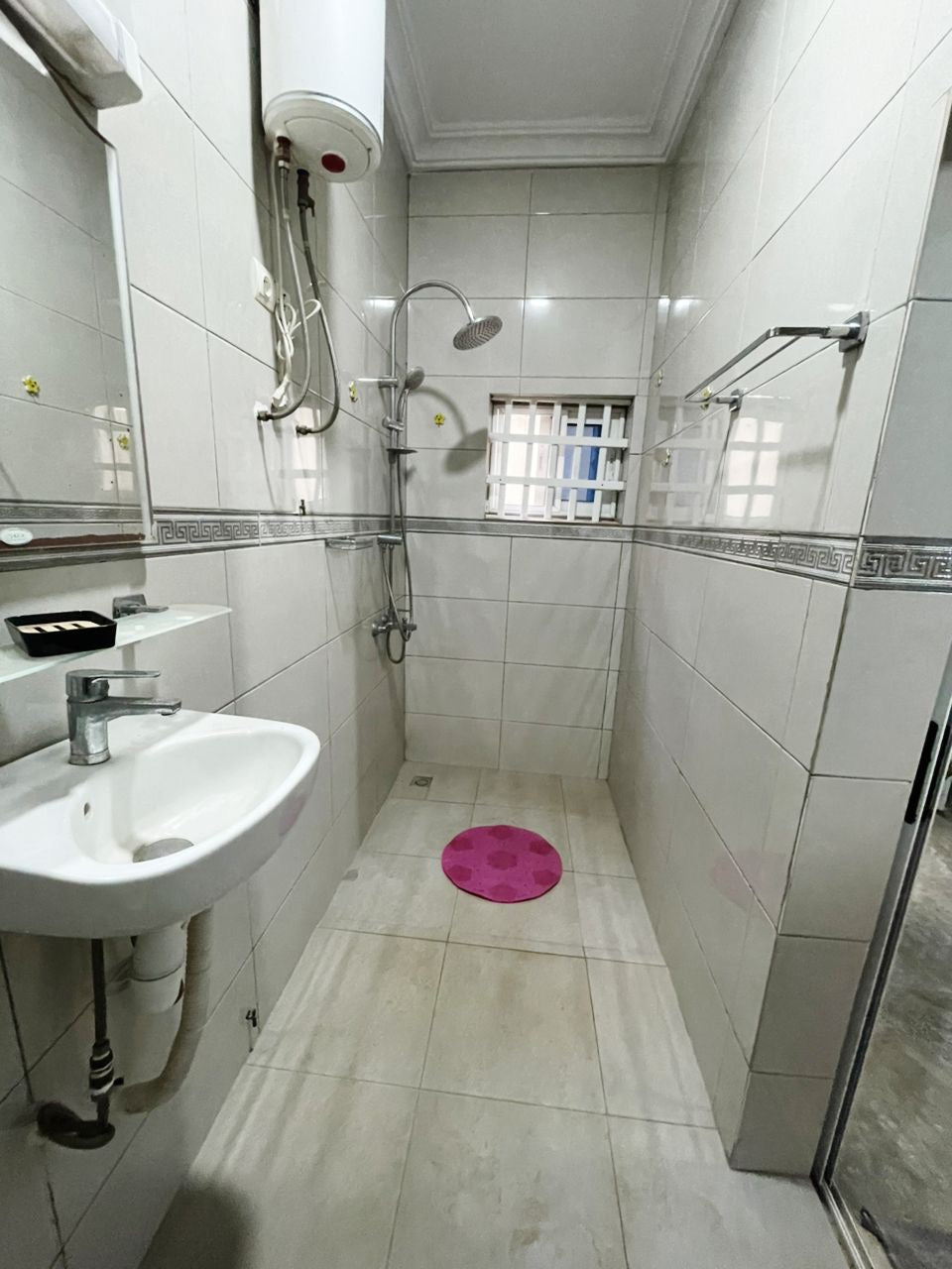 UNE VILLA 4 CHAMBRES À VENDRE AU CENTRE-VILLE DE DJAGBLÉ