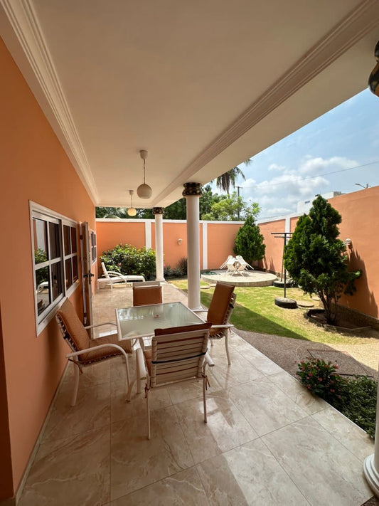 Villa meublée à Adidogome – 600000 FCFA