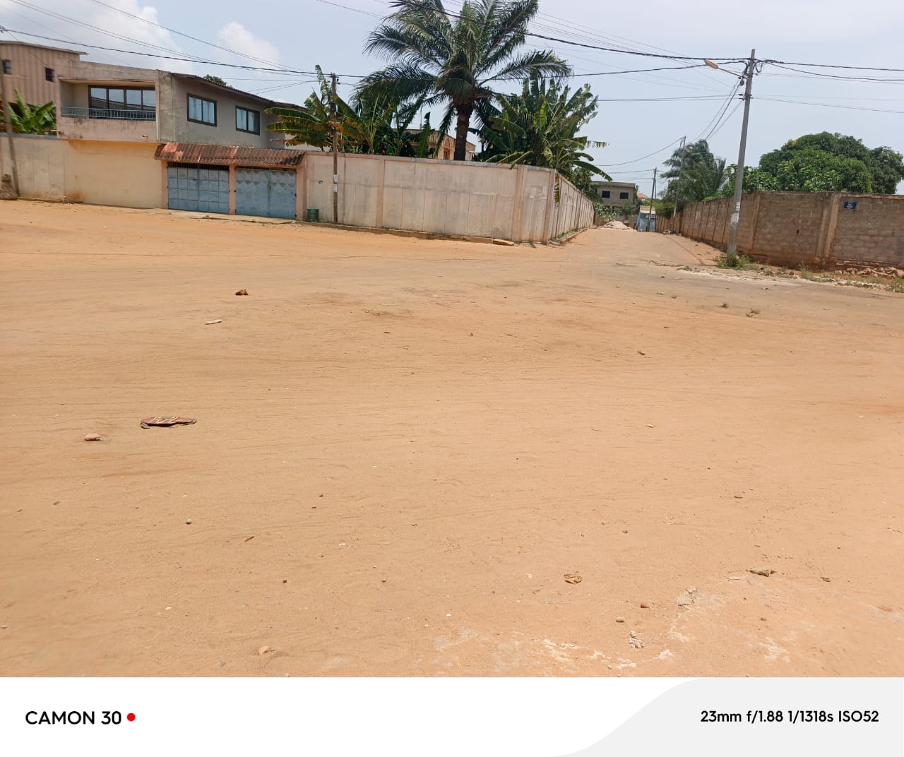 Terrain de 4 lots en vente à Djidjolé – 350 millions FCFA