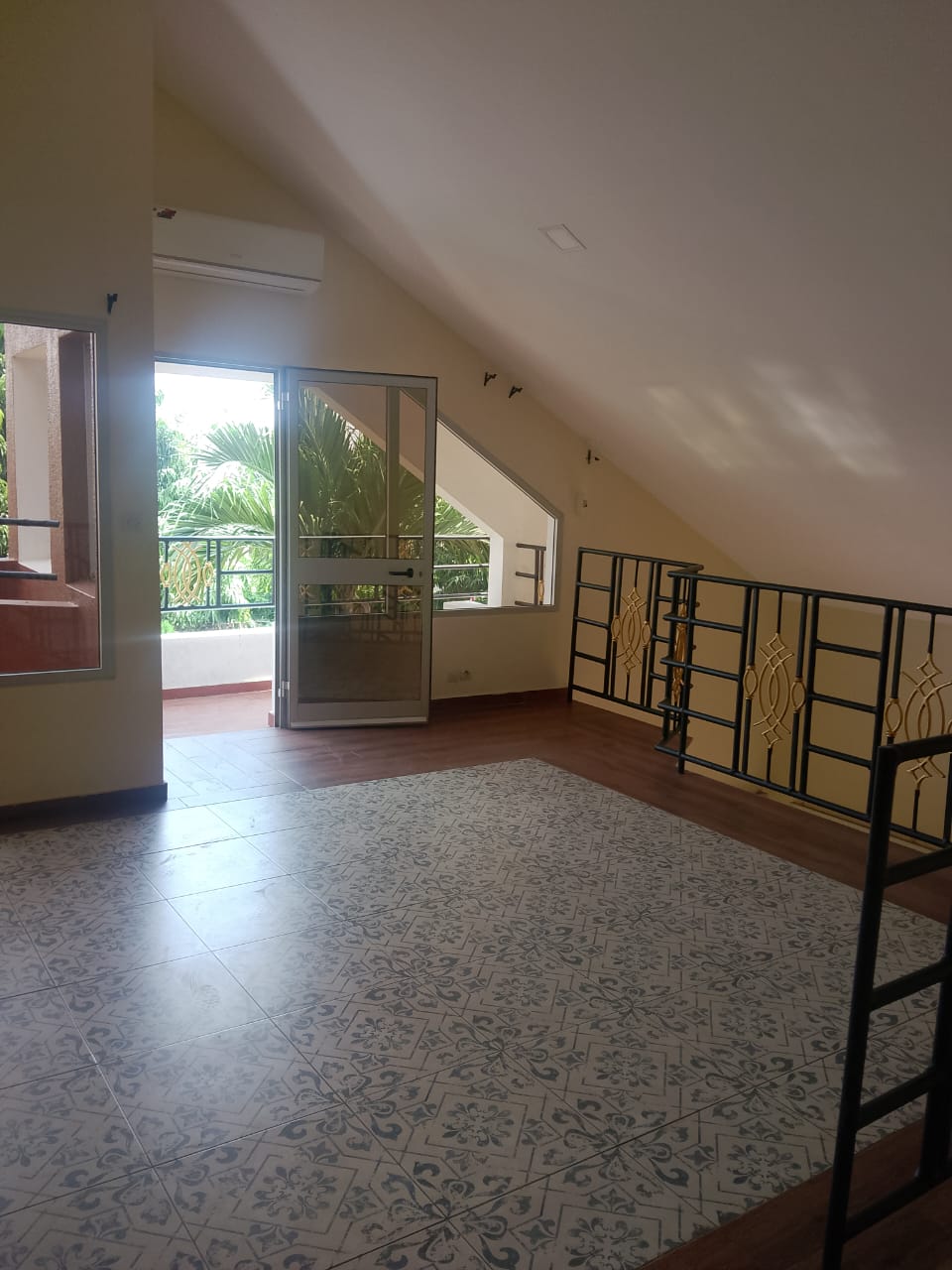 Villa duplex moderne 4 chambres en vente à Hédzranawoé – 160 millions FCFA