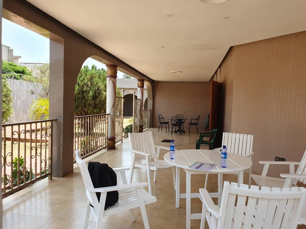 Villa meublée 5 chambres à vendre à Agoè Telessou – 400 millions FCFA