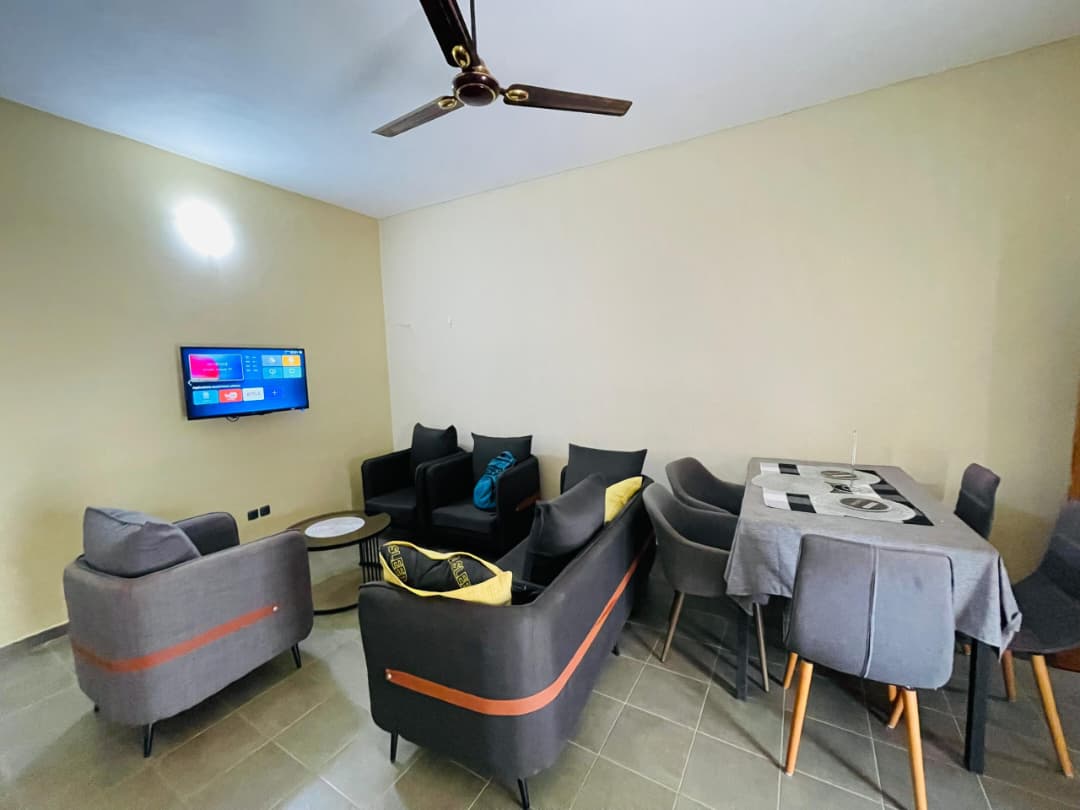 Appartement meublé à louer à Davié – 180000 FCFA