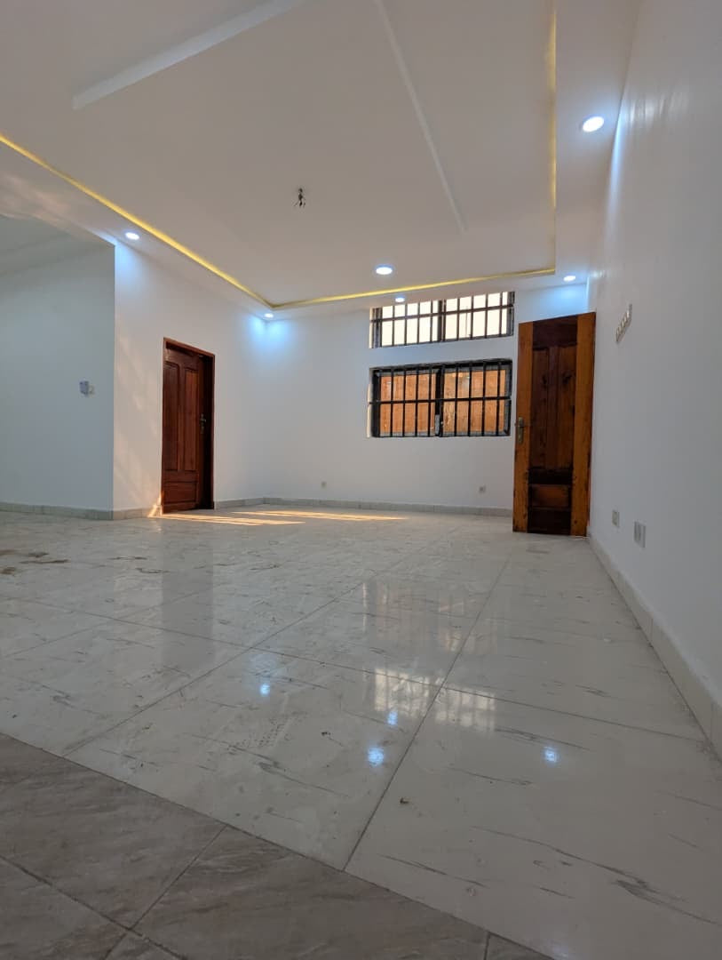 Villa à louer à Nyekonakpoè – 600000 FCFA par mois