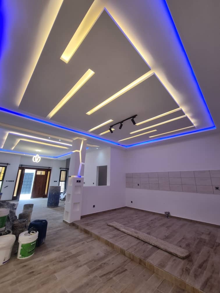 À VENDRE – VILLA 4 PIÈCES (03 chambres + salon) À ZANGUÉRA | 50 millions FCFA