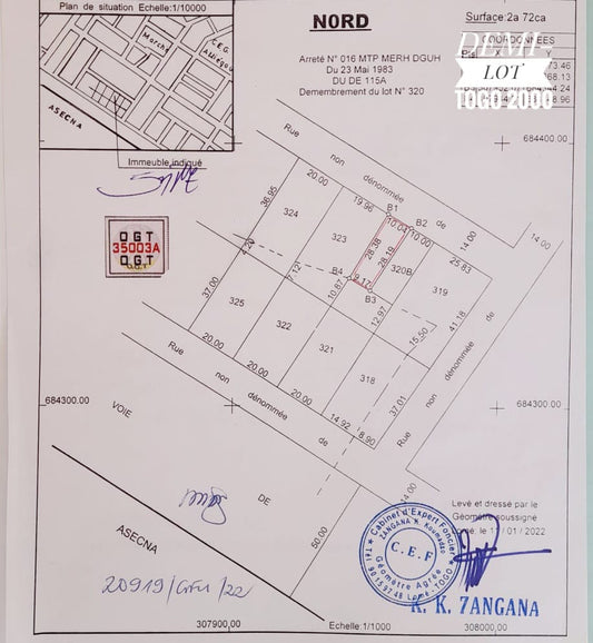 Terrain avec maison de location en demi-lot à vendre à Togo 2000 – 23 millions FCFA