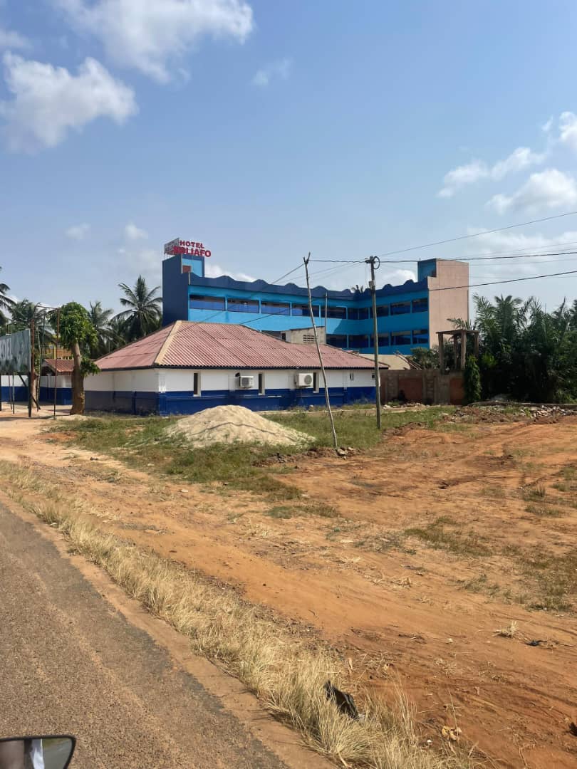 Terrain de 1200 m² en vente en bord du goudron à Aného – Prix à partir de 11 millions FCFA le lot