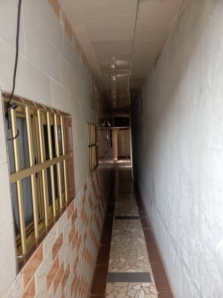 UNE VILLA 3 CHAMBRES À VENDRE À AVÉDJI LIMOUSINE