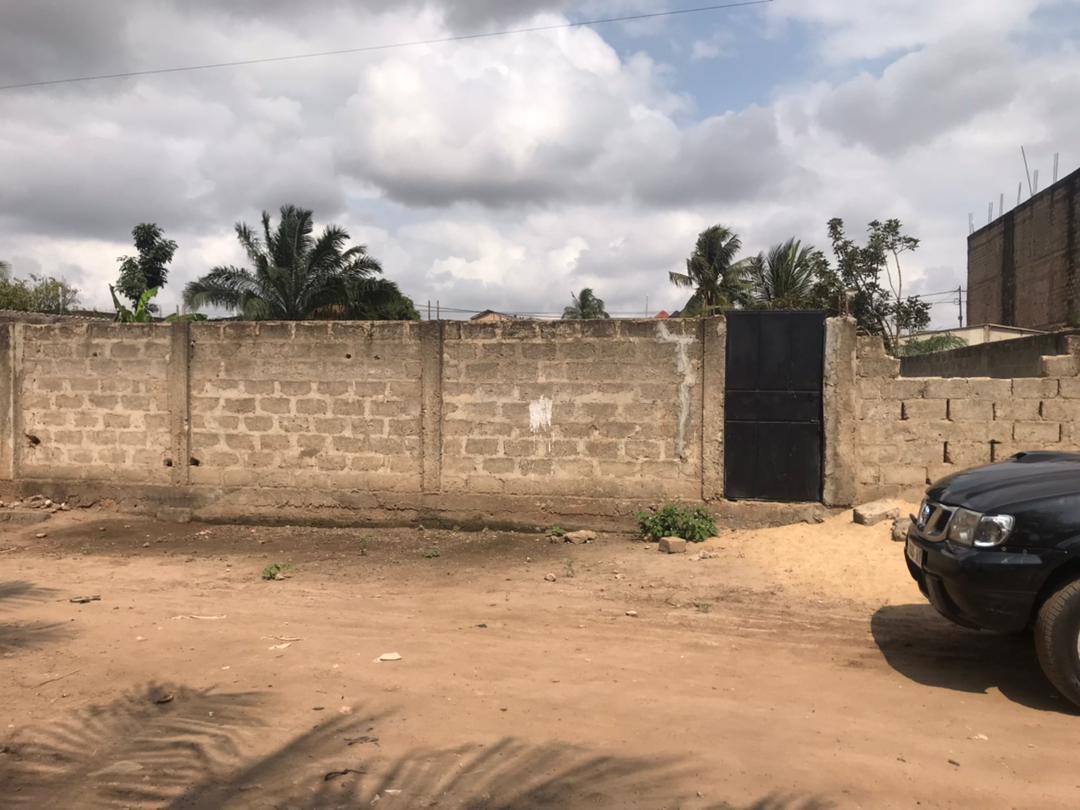 Terrain à vendre à Entreprise de l’Union – 32 Millions FCFA