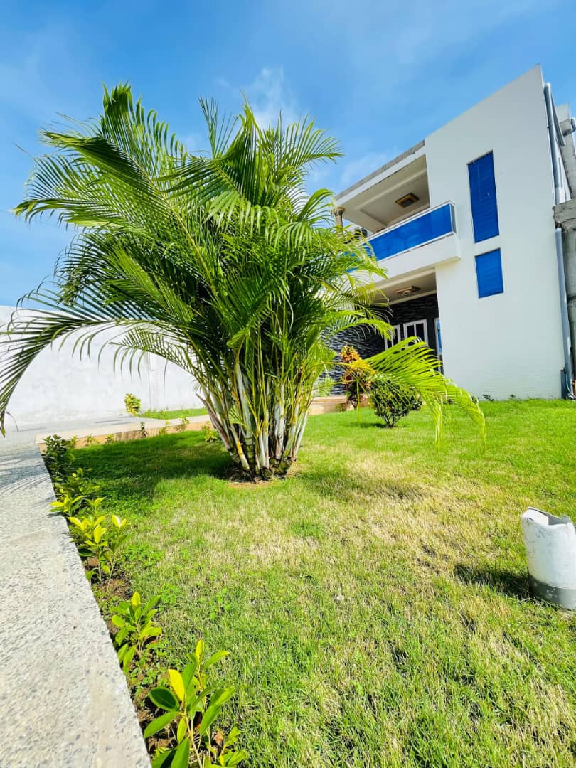 Villa 5 chambres en vente à Kpogan – 95 millions FCFA