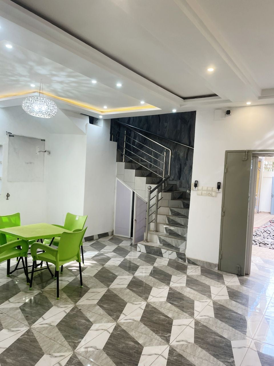 UNE VILLA 4 CHAMBRES À VENDRE AU CENTRE-VILLE DE DJAGBLÉ