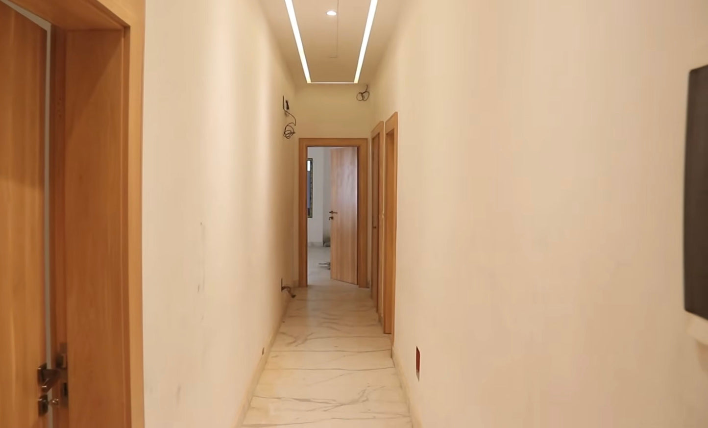 Villa 7 chambres avec piscine et jardin en vente à Kégué – 300 millions FCFA