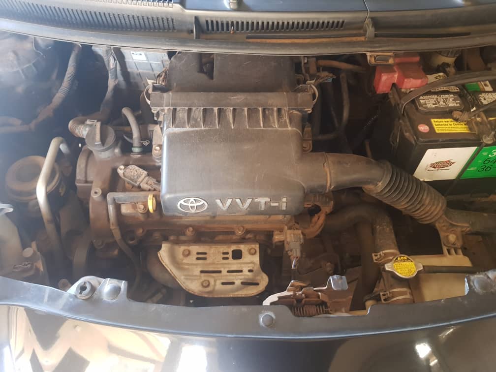 Toyota Yaris 2010 Manuel