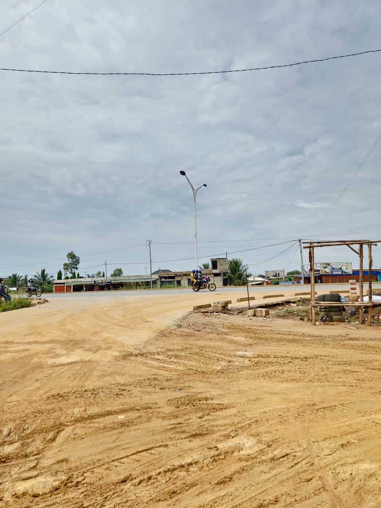 Terrain de 563 m² en vente à Légbassito Avinatato – 15 millions FCFA