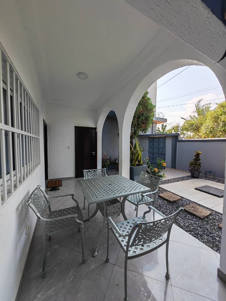 Villa à louer à Tokoin – 600000 FCFA