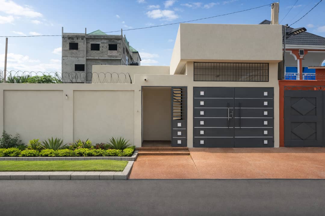 Villa 3 chambres en vente à Zanguéra – 75 millions FCFA