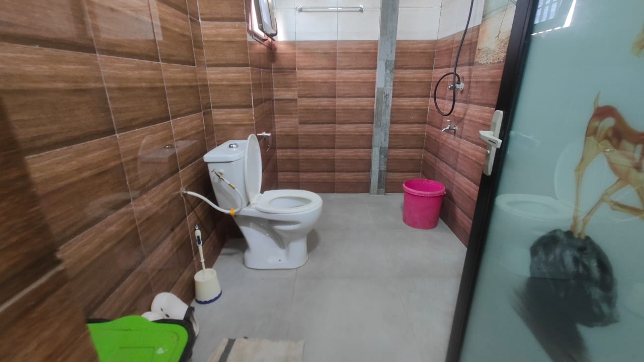 Studio meublé en location à Adidogome Lycée Technique - 75 000 FCFA