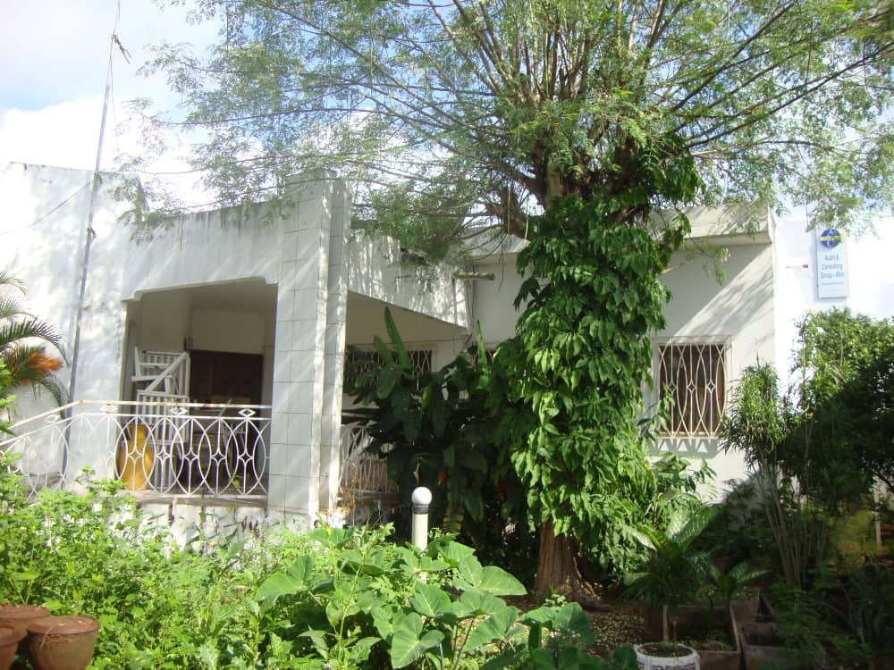 UNE VILLA À VENDRE À NOVISSI AU BORD DU GOUDRON - 5 PIÈCES