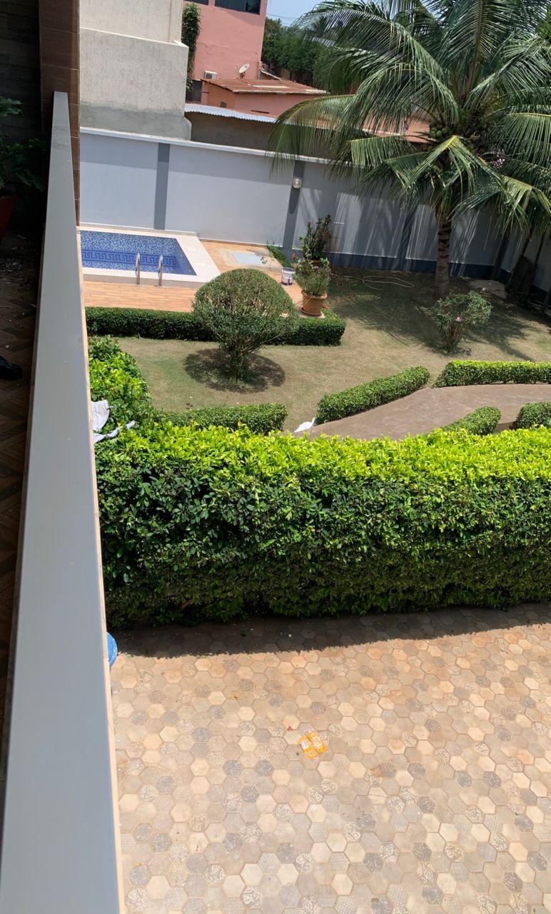 Villa 7 chambres en vente à Agoè Minamadou – 300 millions FCFA