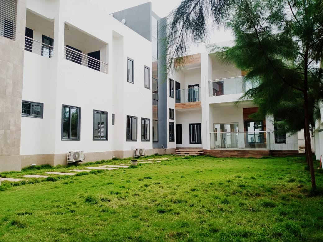 Villa 8 chambres à louer à Adidogomé – 1.500.000 FCFA