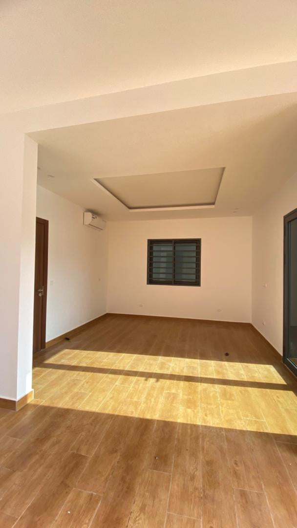 Villa duplex à louer à Tokoin – 1 100 000 FCFA